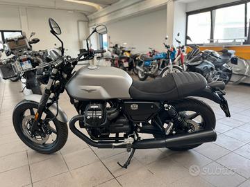 Moto Guzzi V7