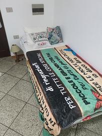 letto singolo a rete  con materasso