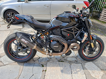 Monster 1200r