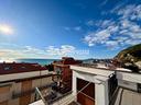 ultimo-piano-con-terrazzo-vista-mare