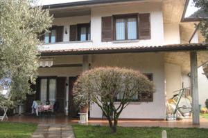 Zona tranquilla comoda al centro