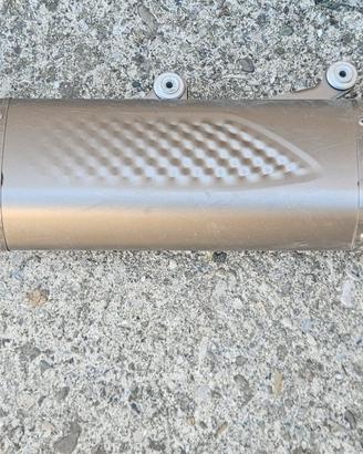 scarico akrapovic 