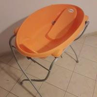 Vasca bagnetto con gambe pieghevoli