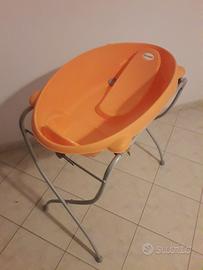 Vasca bagnetto con gambe pieghevoli