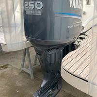 Motore Yamaha Fuoribordo 250 cv