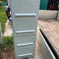 Cassettiera per ufficio  garage ricambi