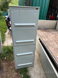 Cassettiera per ufficio  garage ricambi