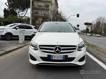 Mercedes-benz B 180 d Automatic Sport