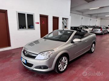 Opel Astra TwinTop 1.8 16V VVT Cosmo GPL