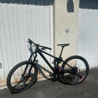 Bici cube stereo 27.5