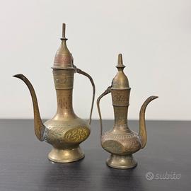 Antiche brocche islamiche
