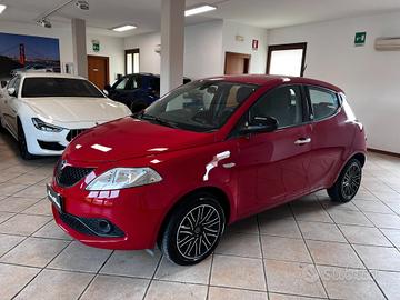 Lancia Ypsilon 1.0 FireFly 5 porte S&S Hybrid Ecoc