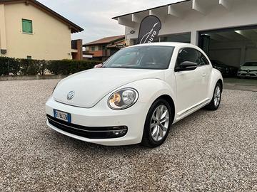Volkswagen Maggiolino 1.6 TDI Design 105CV