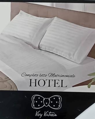 completo letto matrimoniale hotel