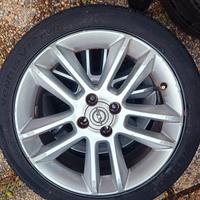 n.4 cerchi lega e relative gomme  Opel Corsa 2010