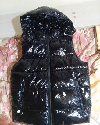 smanicato Moncler taglia L 