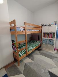 Letto a castello incluso i materassi.