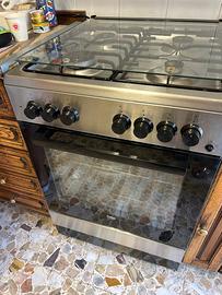 Piano cottura con forno