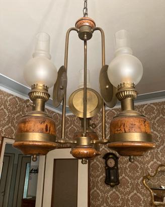 Lampadario con abat jour e punto luce a muro