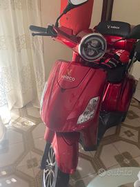 Triciclo Veleco Scooter Elettrico