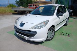 PEUGEOT 206+ AUTOCARRO