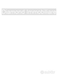 Palazzetto indipendente con terreno a Viagrande