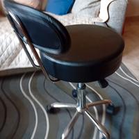 Sgabello imbottito con schienale SixBros