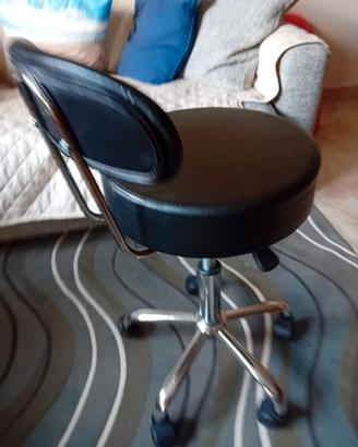 Sgabello imbottito con schienale SixBros