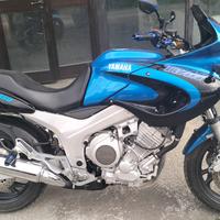 YAMAHA TDM 850