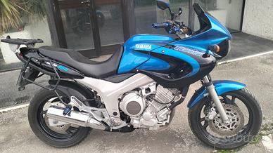 YAMAHA TDM 850
