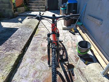 Mtb marca Cube