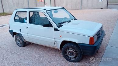 FIAT PANDA 900