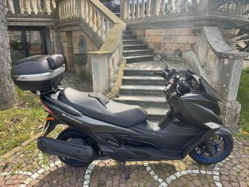 Suzuki Burgman 400 -  2023