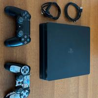 PlayStation4 + 2 Joystick + 1 Cover per Joystick