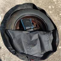 catene da neve e ruota di scorta fiat 600