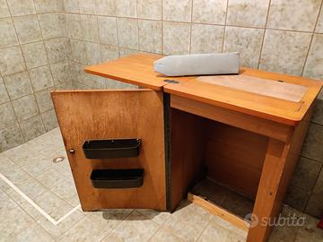 Mobiletto per  macchina da cucire