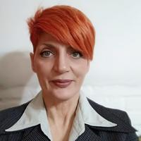 Operatore massaggi e cameriera ai piani