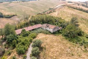 Ampio Rustico da ristrutturare