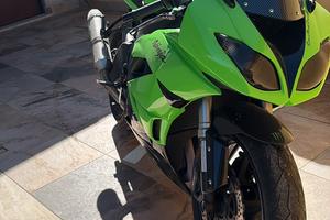 Kawasaki zx6r