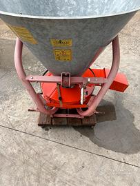 Spargiconcime dal cero