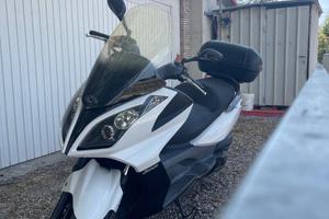 Scooter Kymco Downtown 300i 2013