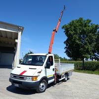 IVECO DAILY 50C13 GRU FASSI F30A.22+CASSONE FISSO 