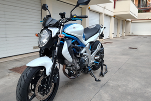 Suzuki Gladius 650