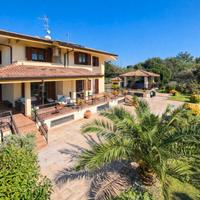 Frascati - prestigiosa villa con piscina, parco pr