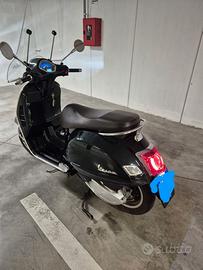 Vespa GTS 300 hpe Touring ABS