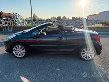 Peugeot cabriolet solo 135.000 km