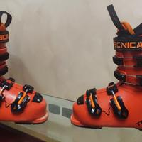 scarponi da sci gara