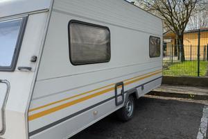 Knaus 4posti molto comoda