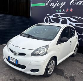 Toyota Aygo 1.0 12V VVT-i 5 porte Sol Connect