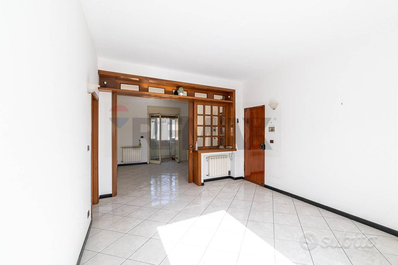 Appartamento - Aci Catena - Vista 2